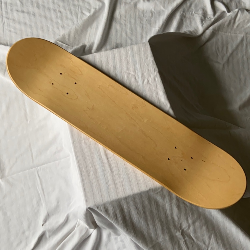 Skateboard deck